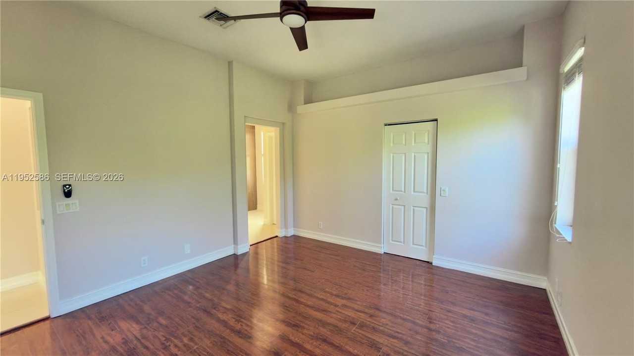 1792 Aspen Ln #1792 - Photo 5 of 31