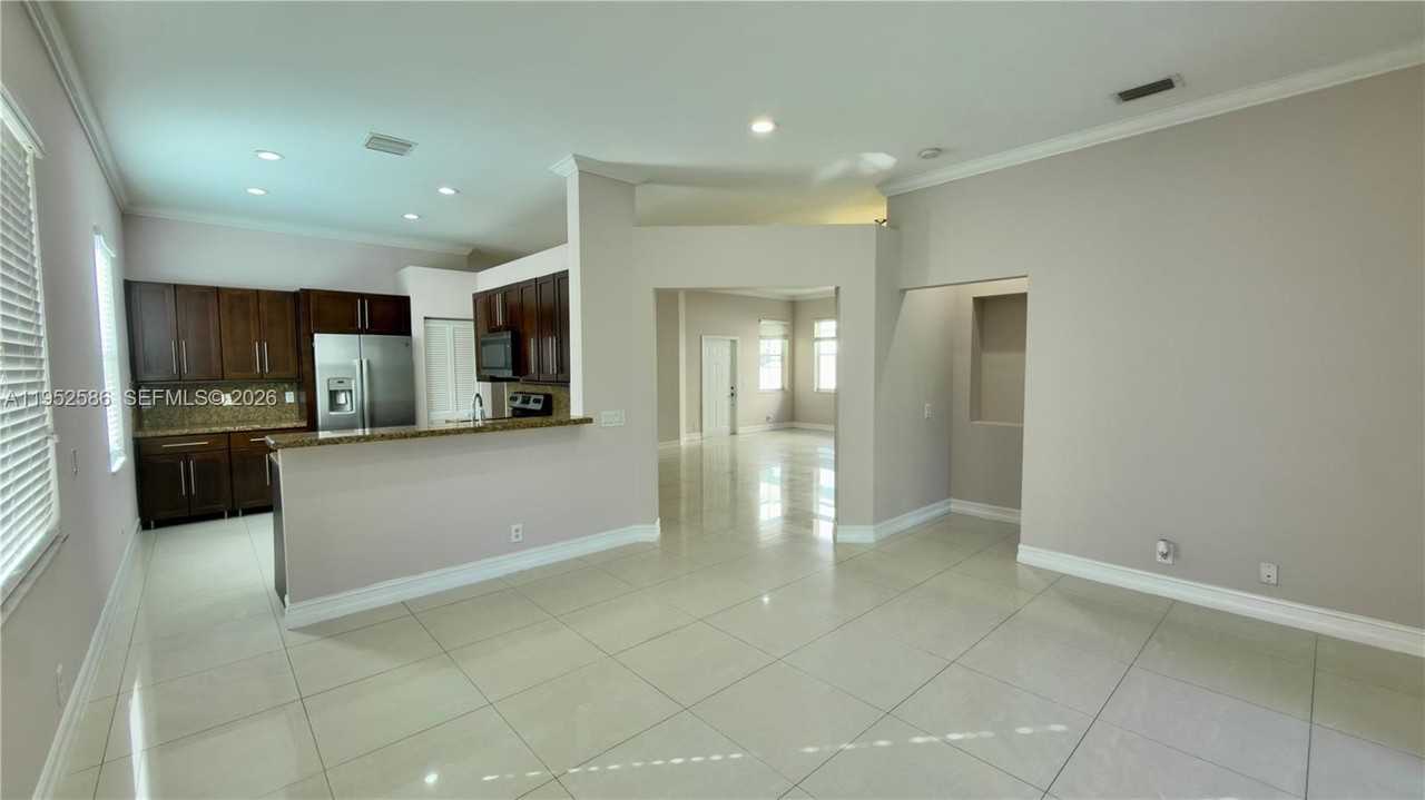 1792 Aspen Ln #1792 - Photo 7 of 31