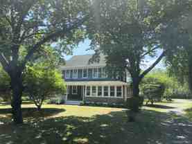 102 E Tiana Rd - Photo 1 of 1