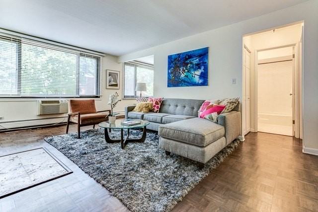 644 W Arlington Pl Apt 3a #3A - Photo 5 of 10