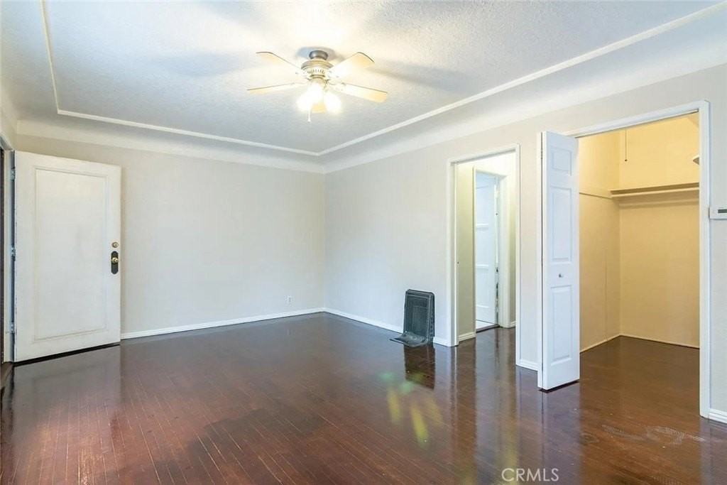 522 Linden Ave - Photo 4 of 8