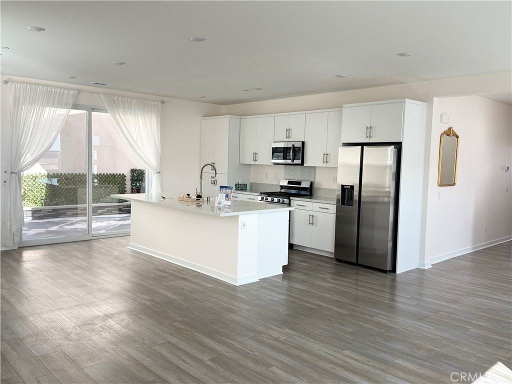 15820 Caterpillar Dr - Photo 3 of 24