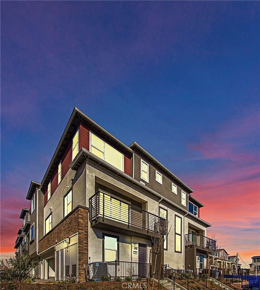 253 Carmona - Photo 2 of 14