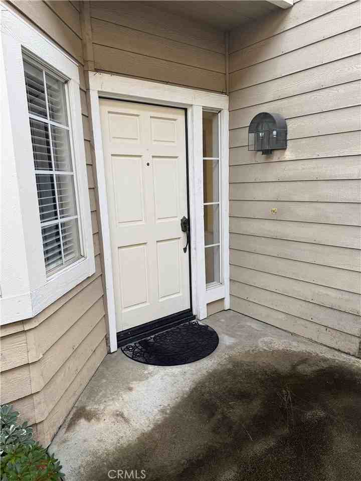 10 Red Rock Ln - Photo 3 of 15