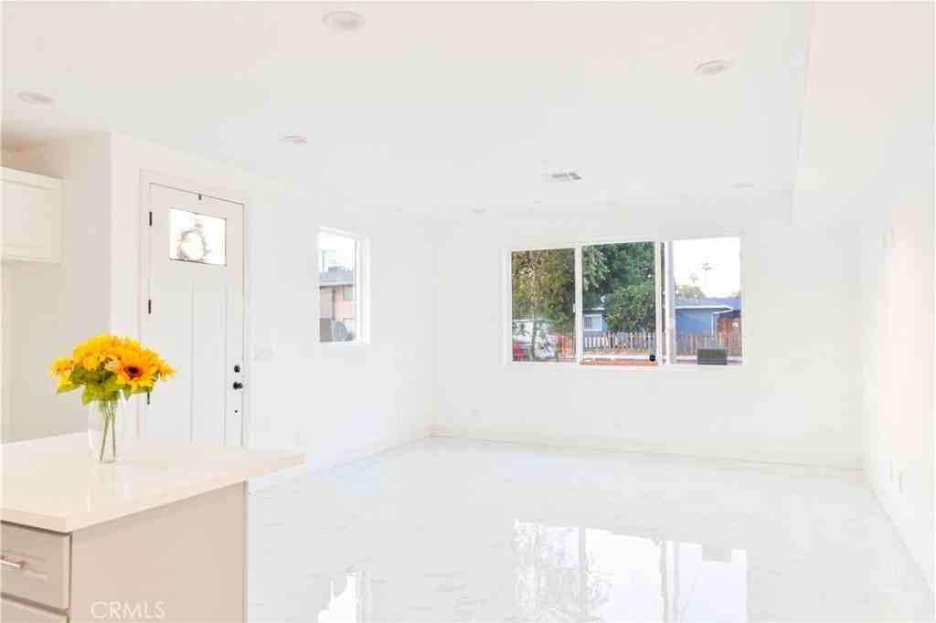 14614 Vanowen St - Photo 2 of 16