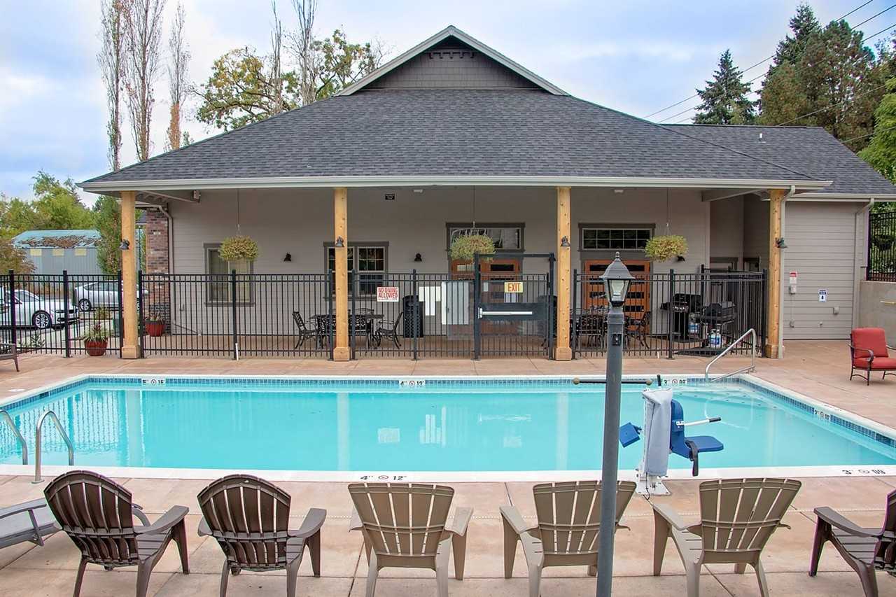 StoneBridge Crossing - Photo 4 of 39