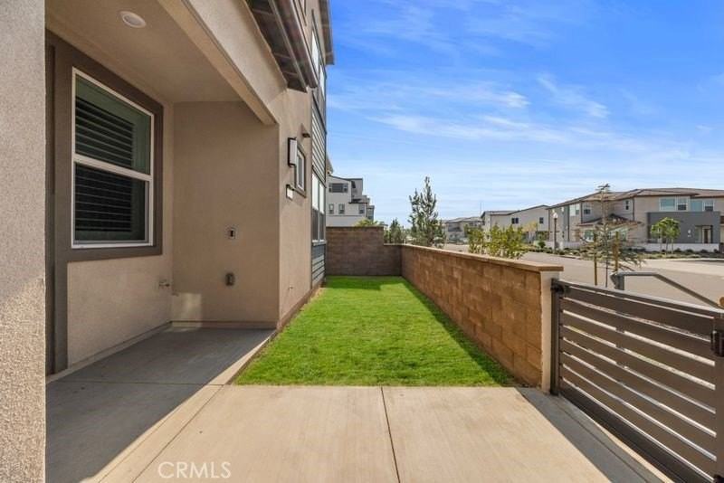 112 Junco - Photo 3 of 17