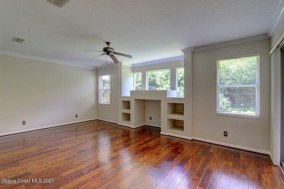 1097 Acappella Dr - Photo 6 of 15