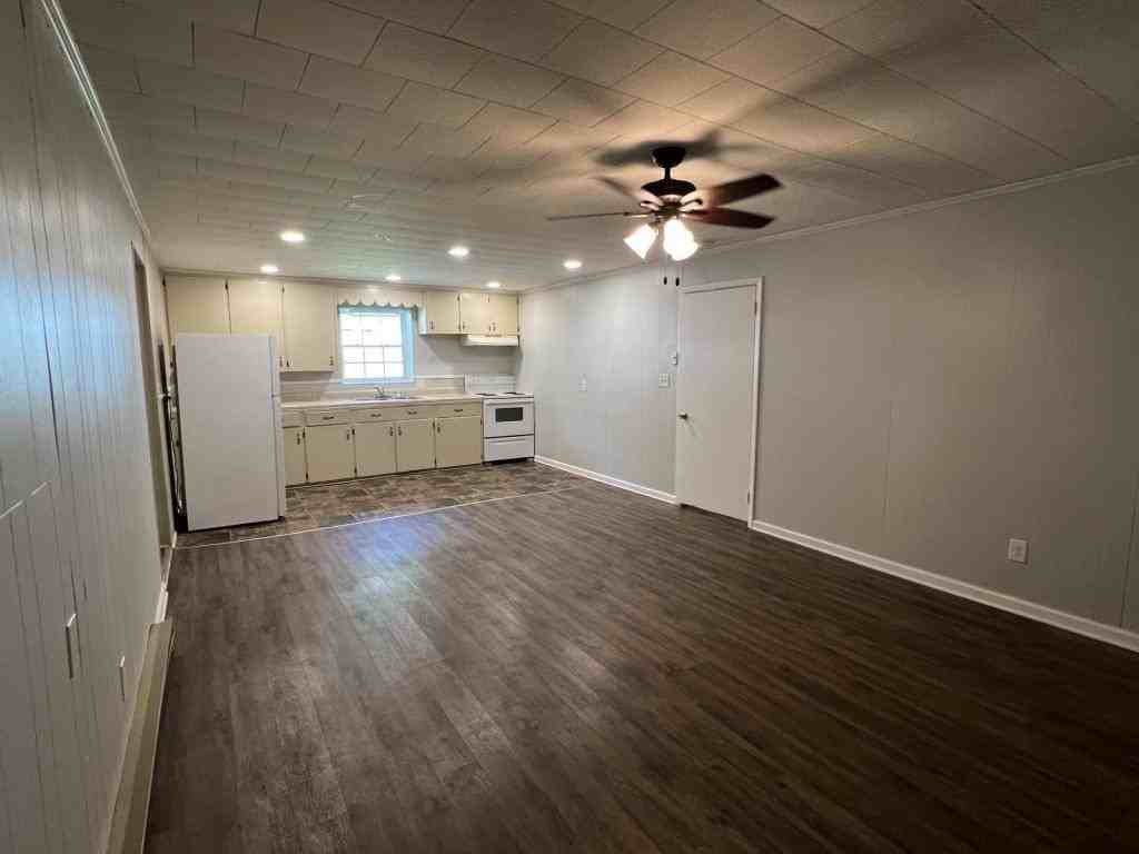 330 Woodruff St - Photo 4 of 18