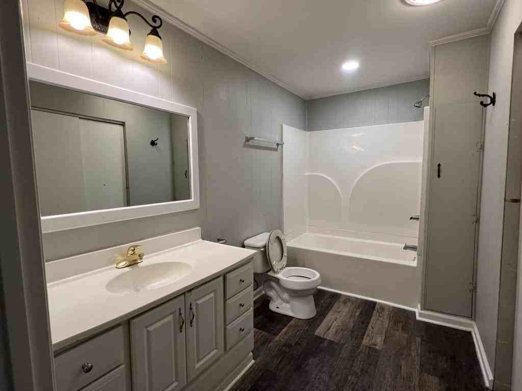 330 Woodruff St - Photo 7 of 18