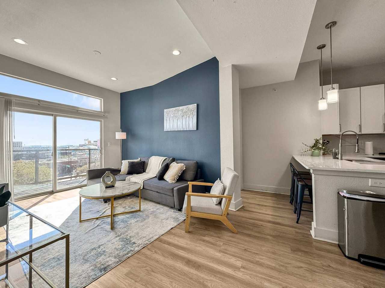 2916 Indiana Blvd #1285565P - Photo 4 of 23