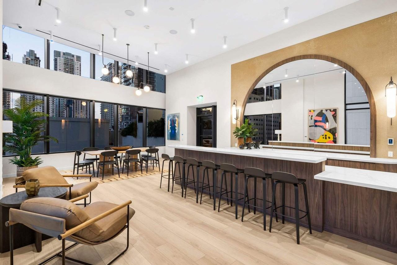 225 N Miami Ave #1380779P - Photo 5 of 24