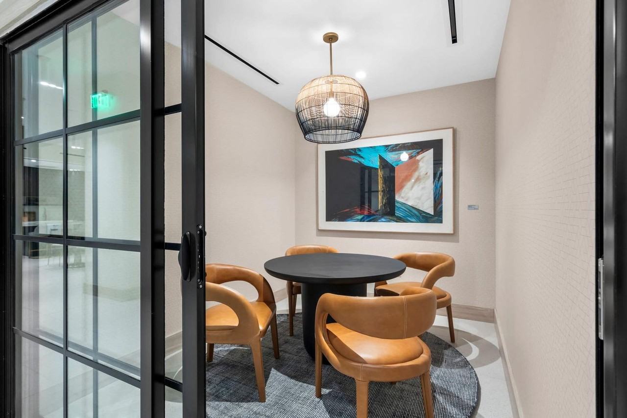 225 N Miami Ave #1380779P - Photo 7 of 24