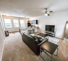 525 S Patterson Dr - Photo 1 of 1