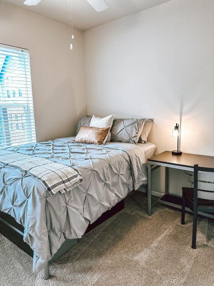 525 S Patterson Dr #1383116P - Photo 4 of 30