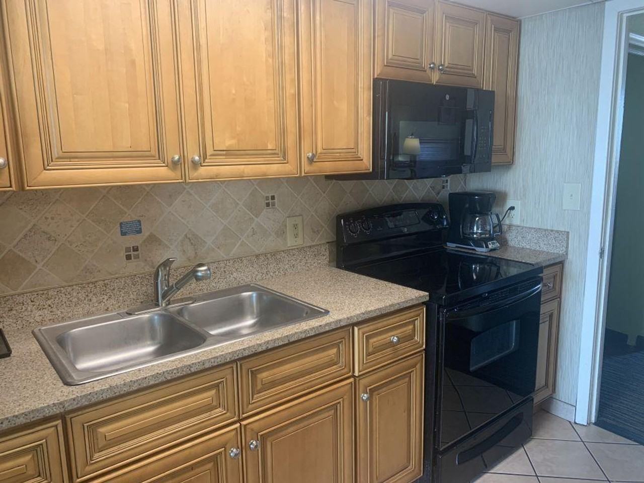 5-B Riptide Beach Club #1383115P - Photo 3 of 20