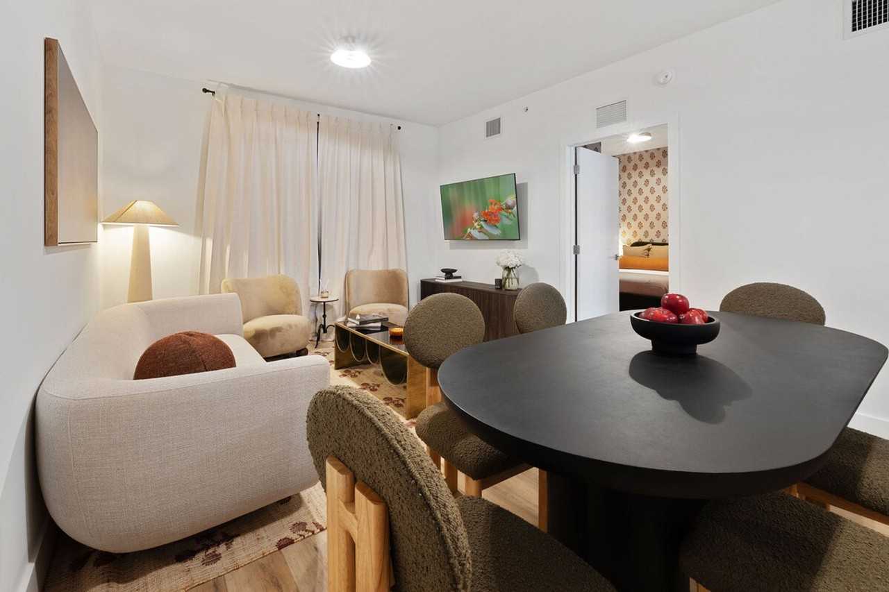 40 Nw 15th Ave #1388873P - Photo 3 of 13