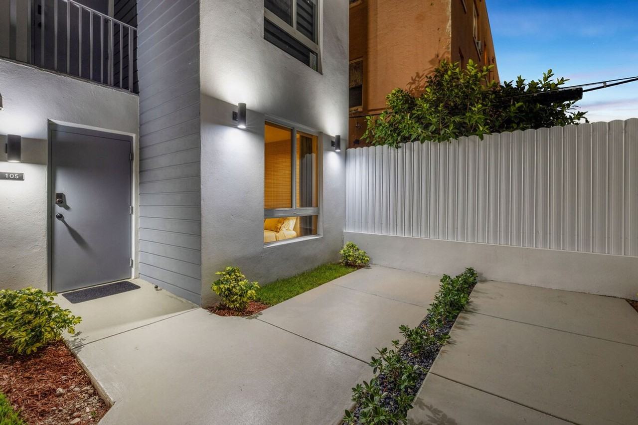 1542 Nw 2nd St #1388873P - Photo 4 of 18