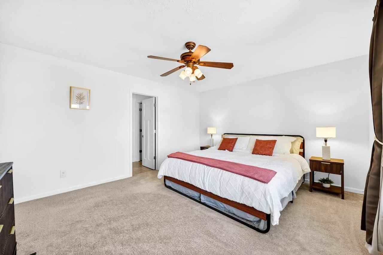 4663 Bayview Dr #1397942P - Photo 3 of 50