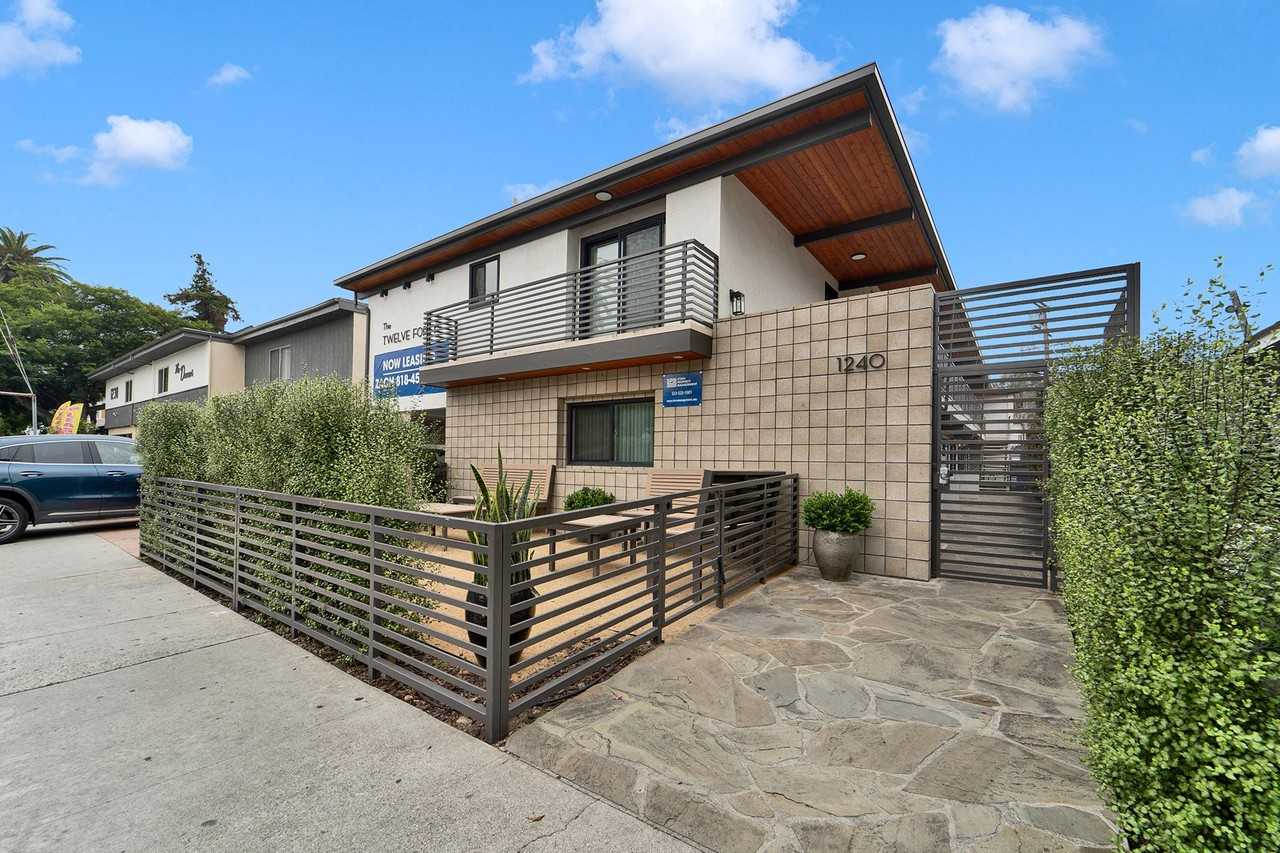 1240 W 29th St - Photo 2 of 50