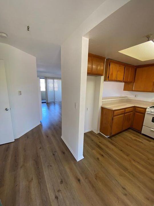 14020 Yukon Avenue, - Photo 3 of 50