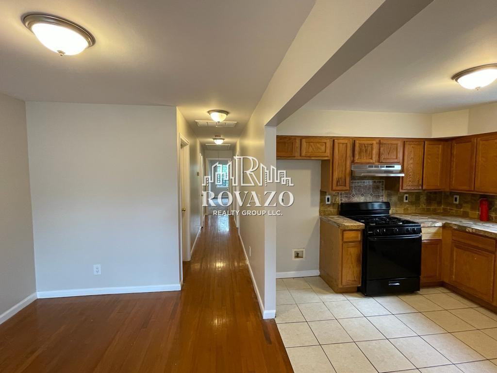 285 South 6th Street #2 - Photo 3 of 12