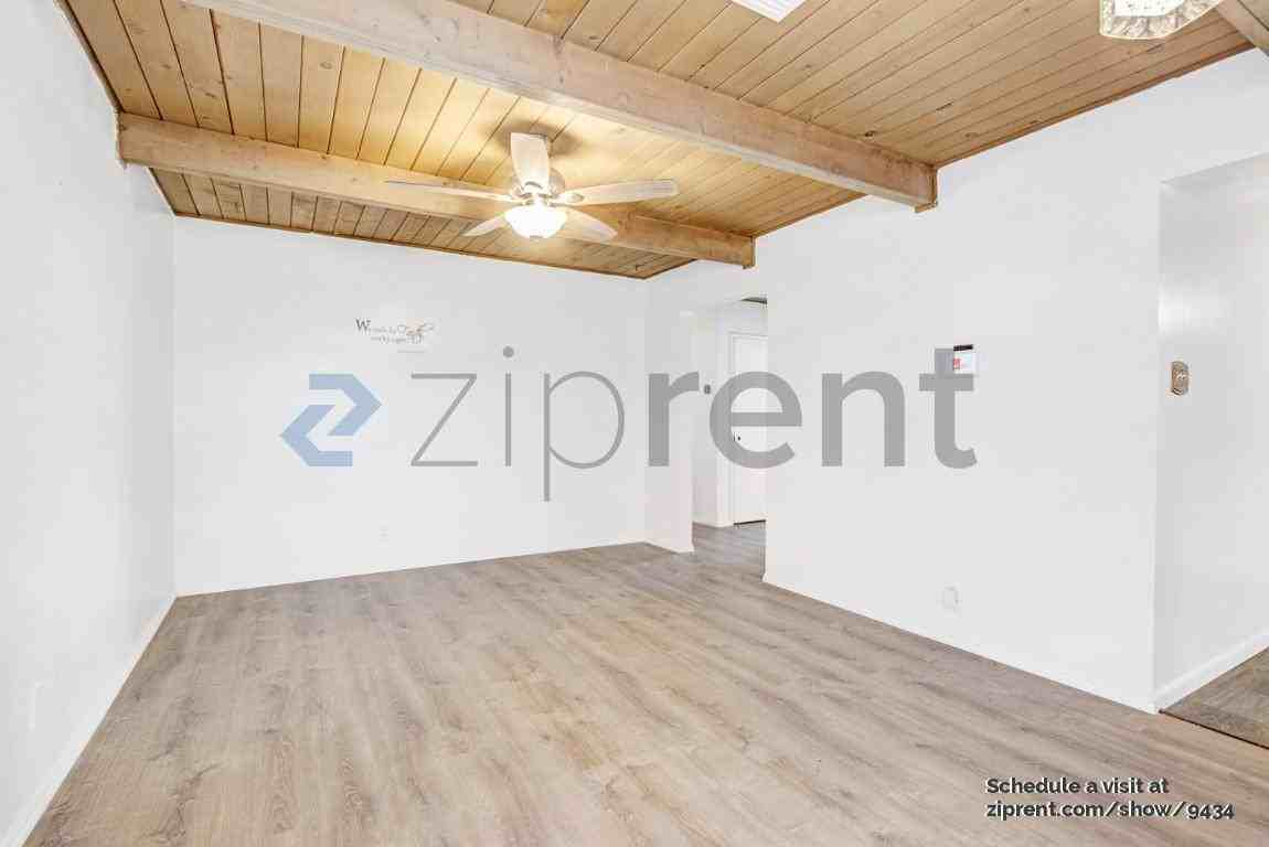 160 Arcade Blvd - Photo 2 of 22