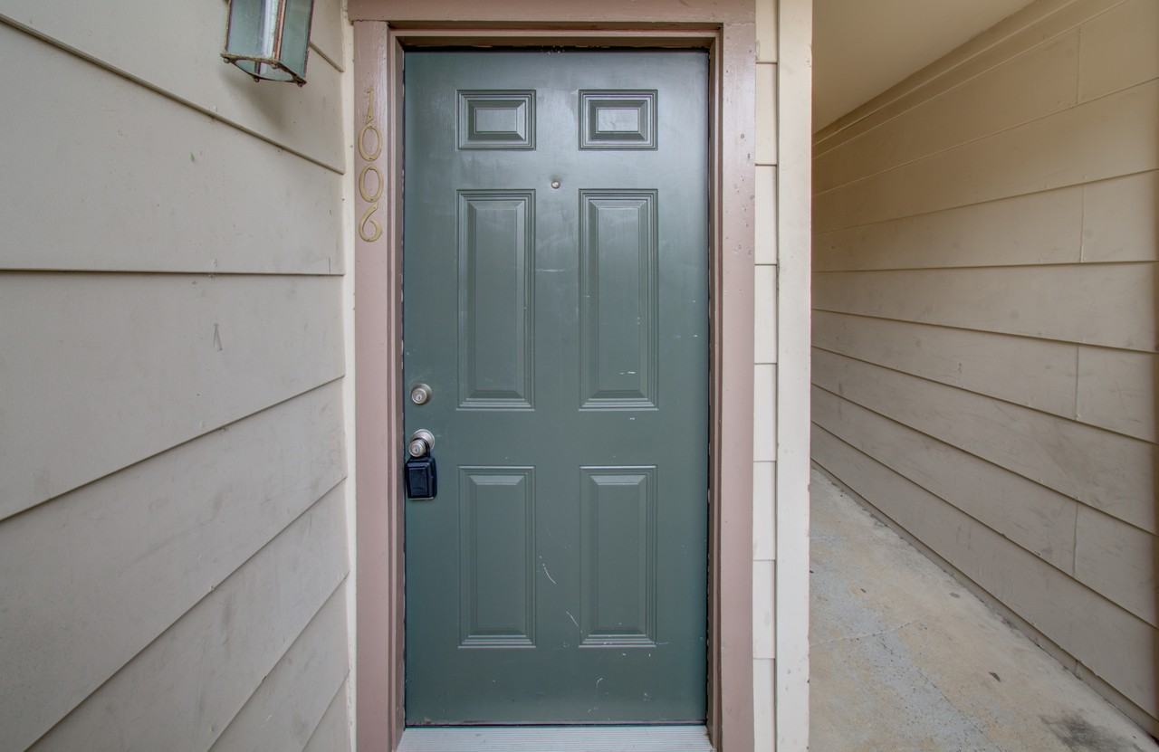 2626 Holly Hall Street #1006 - Photo 4 of 21