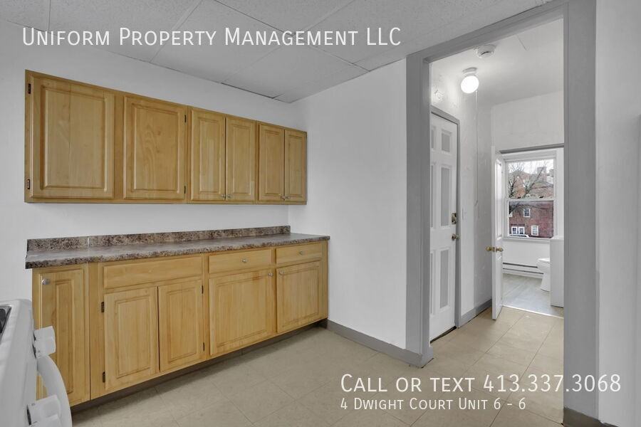 4 Dwight Ct Unit 6 #6 - Photo 4 of 11