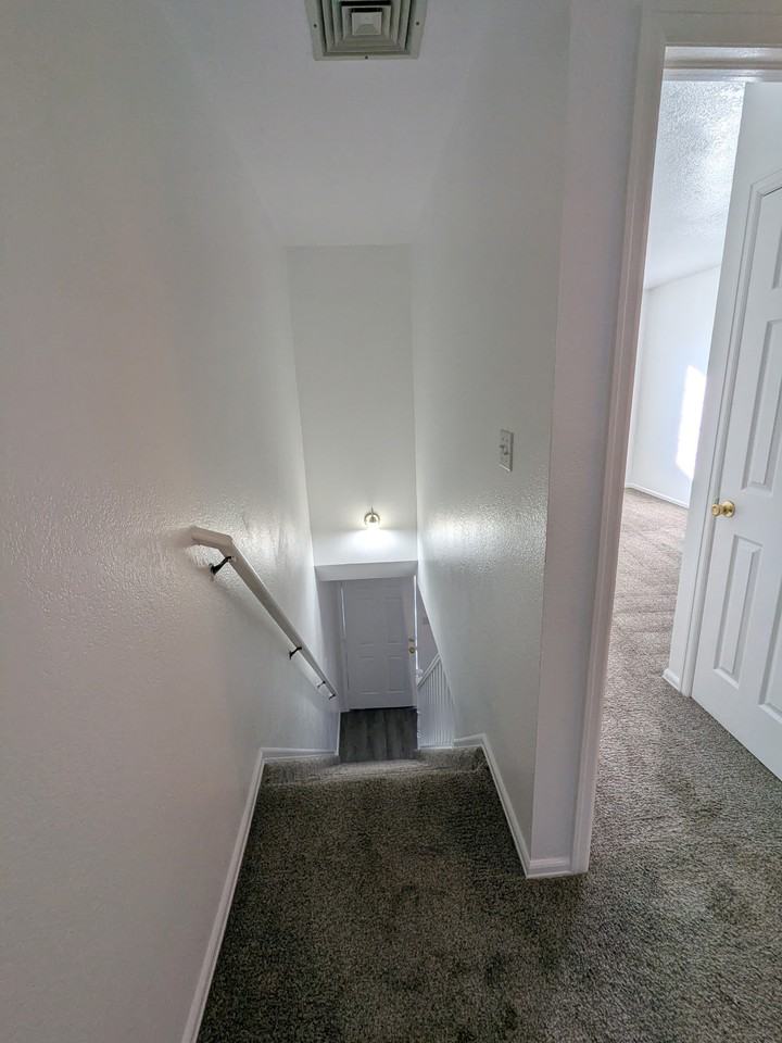 40 Yorkshire Road #C - Photo 3 of 9