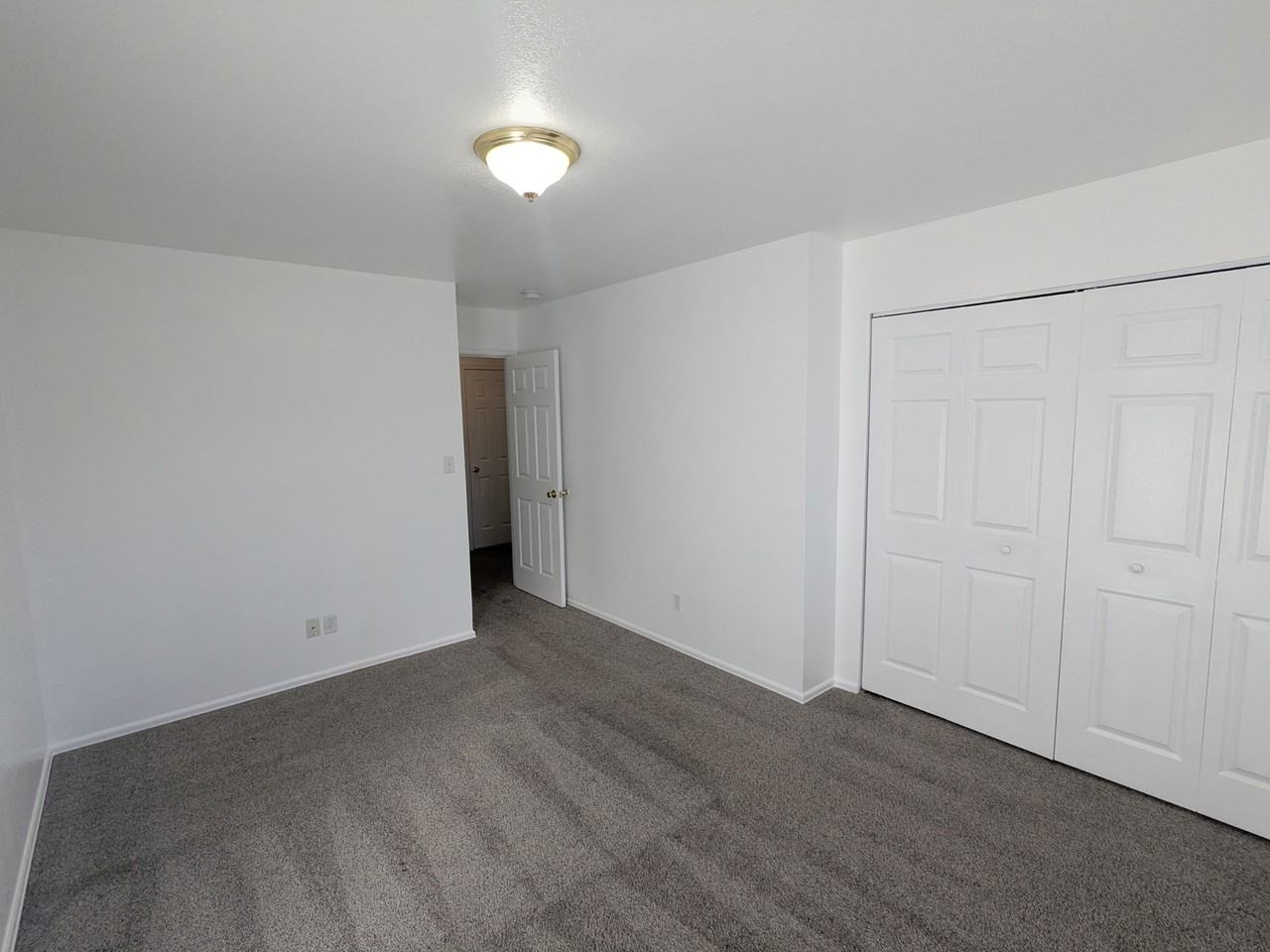 40 Yorkshire Road #C - Photo 7 of 9