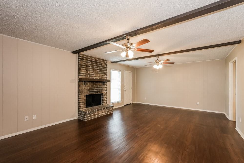 2705 Peppertree Pl - Photo 5 of 17