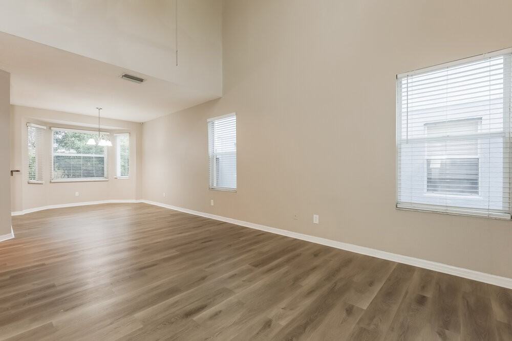 914 Lake Shore Ranch Dr - Photo 5 of 17