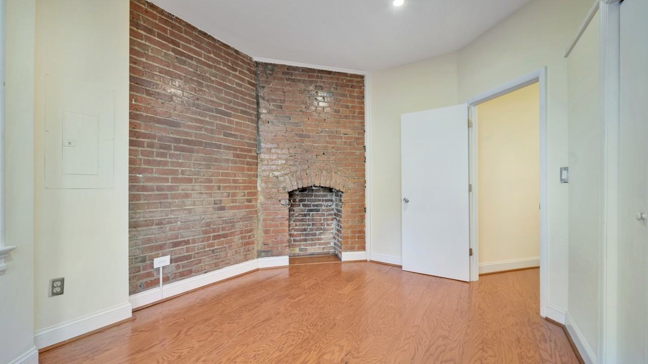 1414 Florida Ave Nw Lowr - Photo 3 of 20