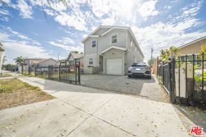 featured image of 154 E 84th Pl