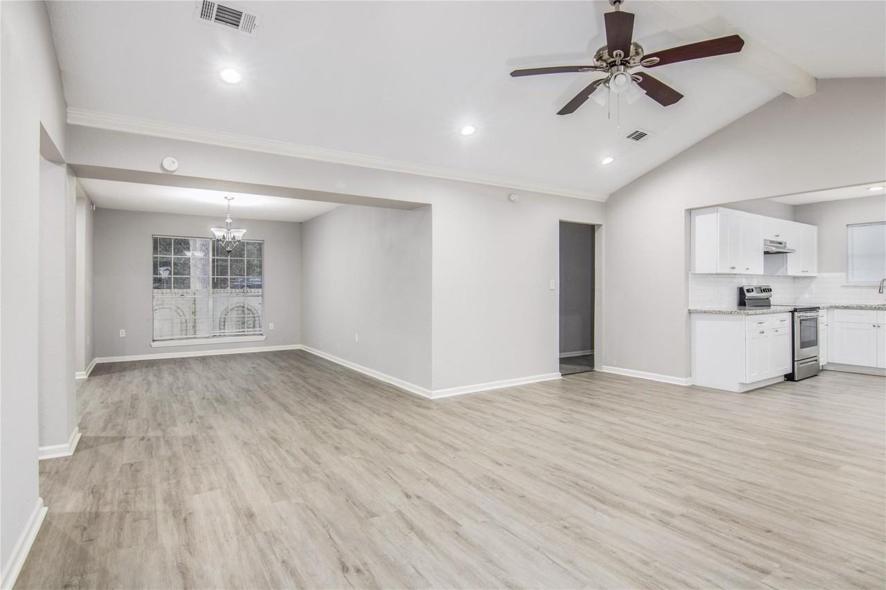 1702 Athens Dr #1702 - Photo 4 of 25