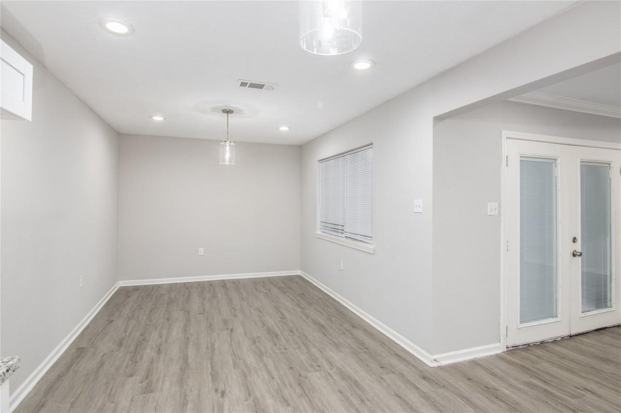 1702 Athens Dr #1702 - Photo 7 of 25