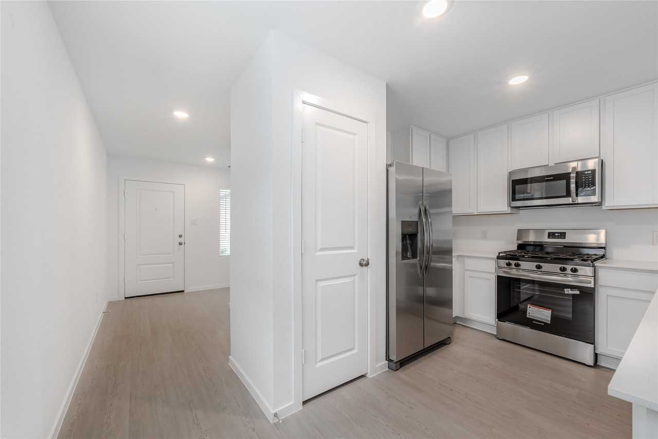 21358 Offida Ln #21358 - Photo 5 of 26