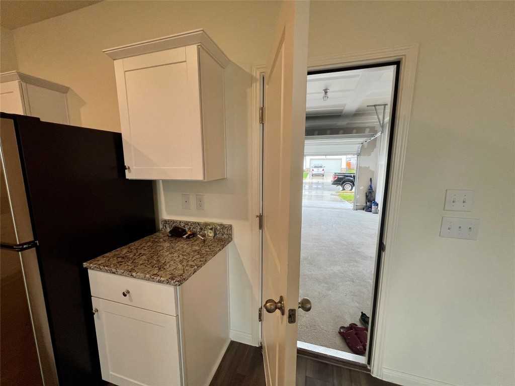 509 Lagoon Dr #509 - Photo 7 of 34