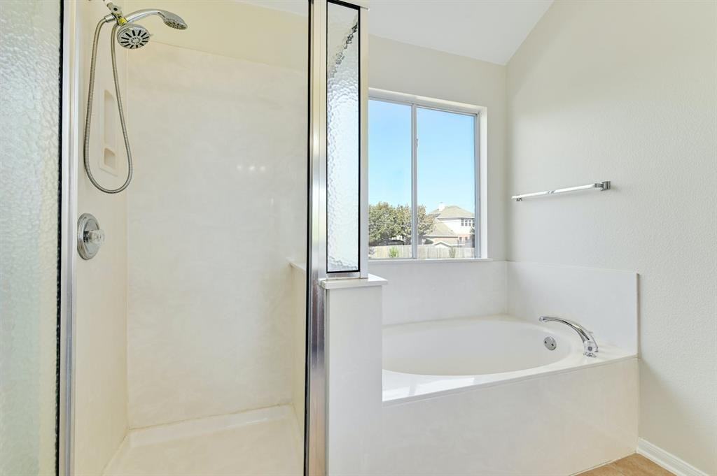 20308 Farm Pond Ln #20308 - Photo 3 of 37