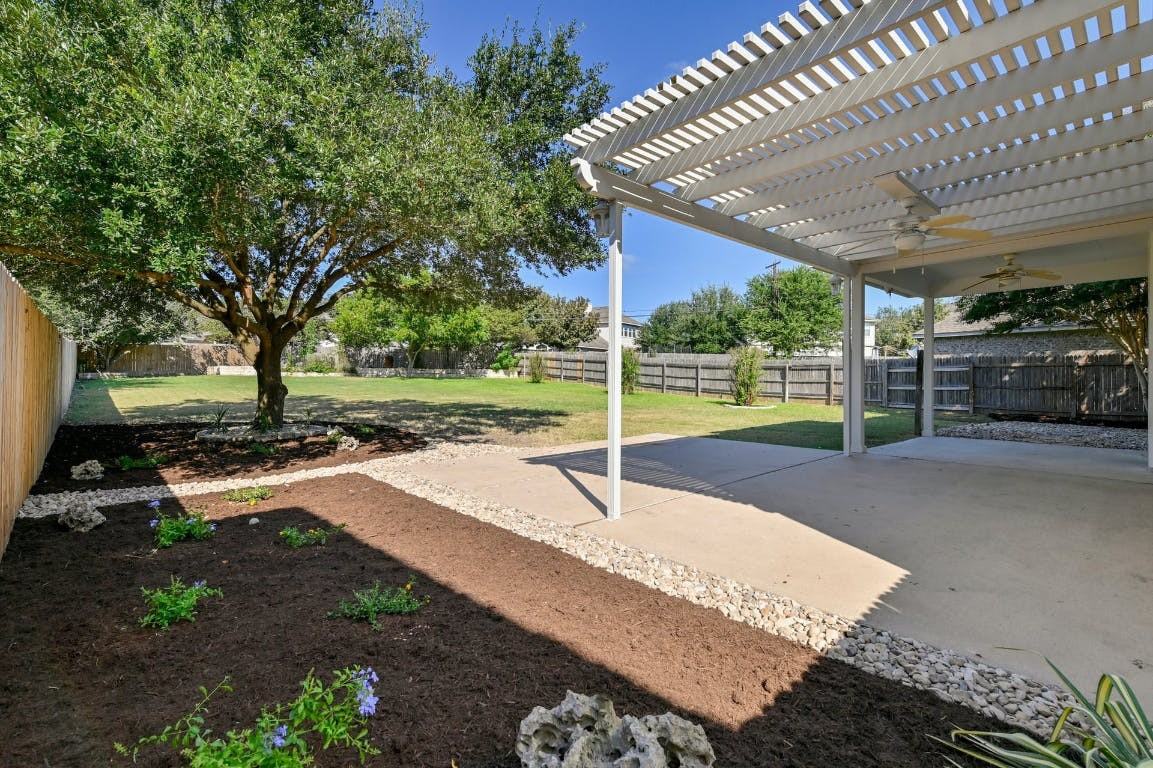 20308 Farm Pond Ln #20308 - Photo 4 of 37