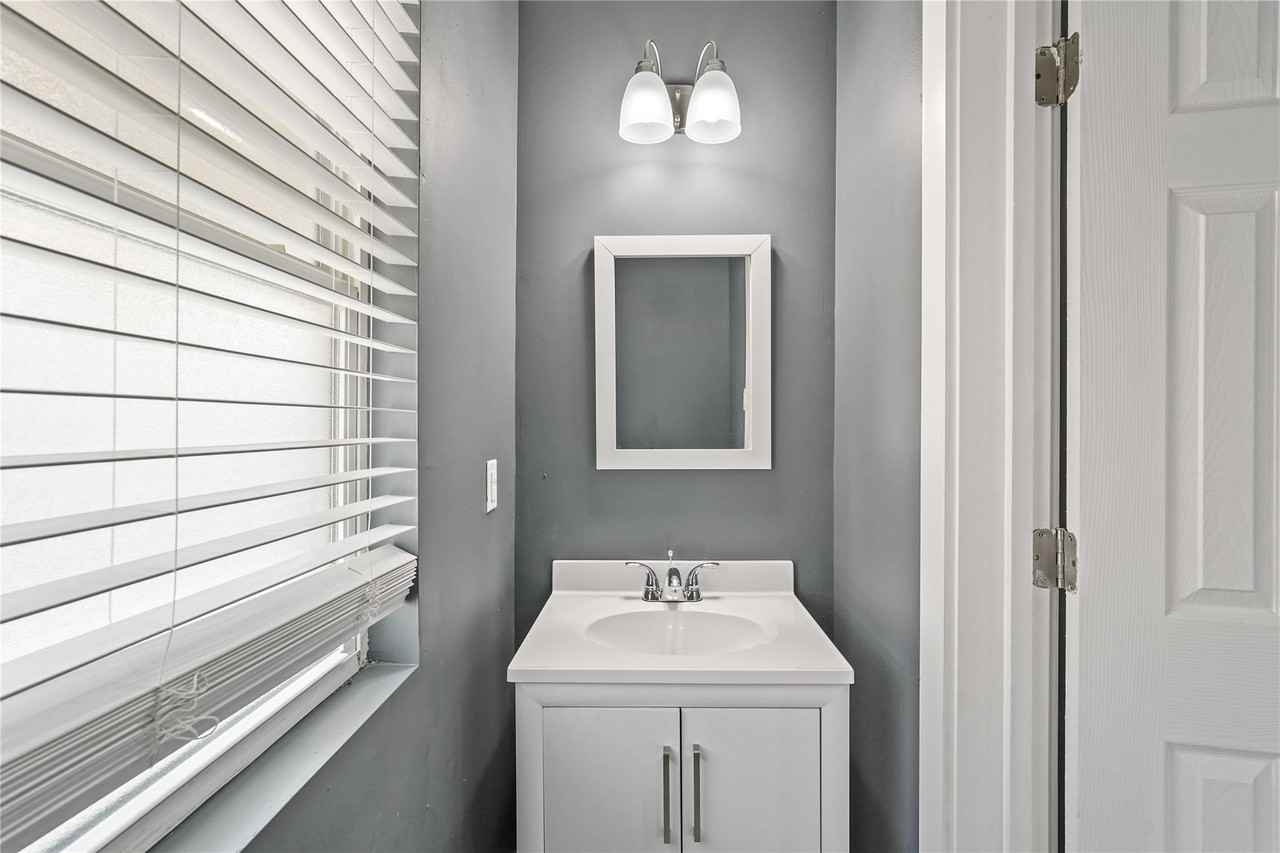 2116 Bidwell Dr #2116 - Photo 7 of 25