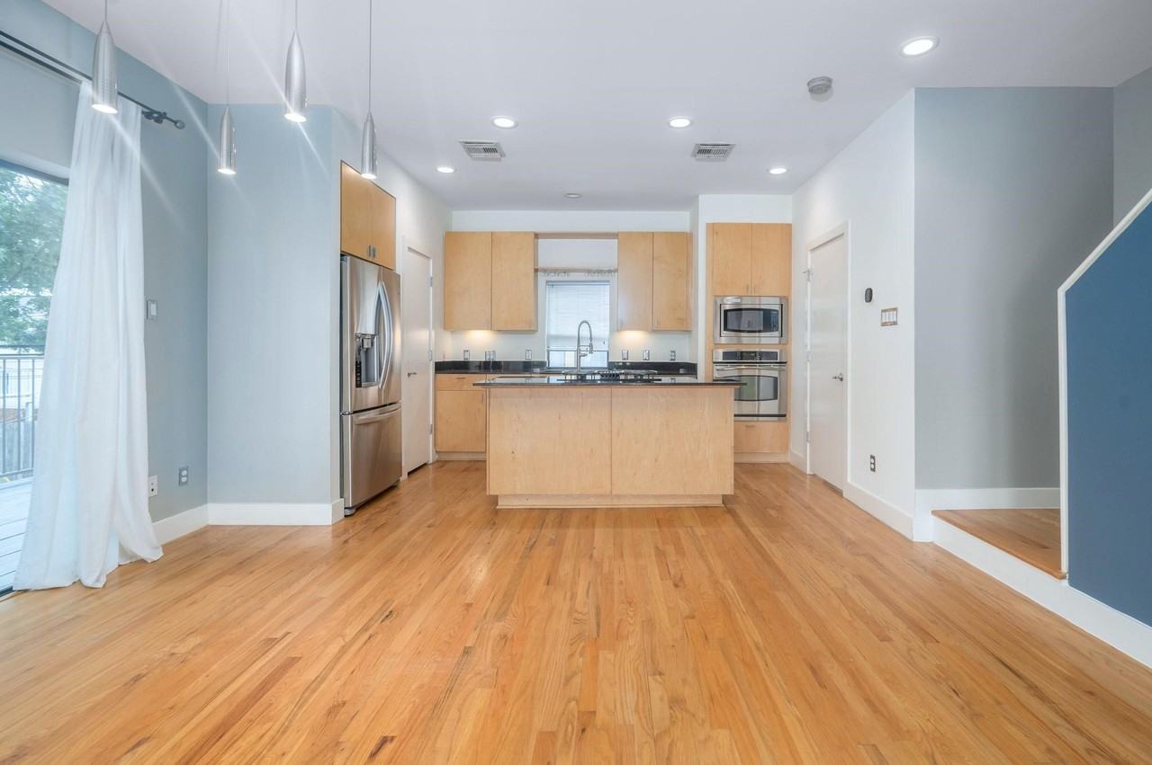 4302 Spencer St #4302 - Photo 6 of 21