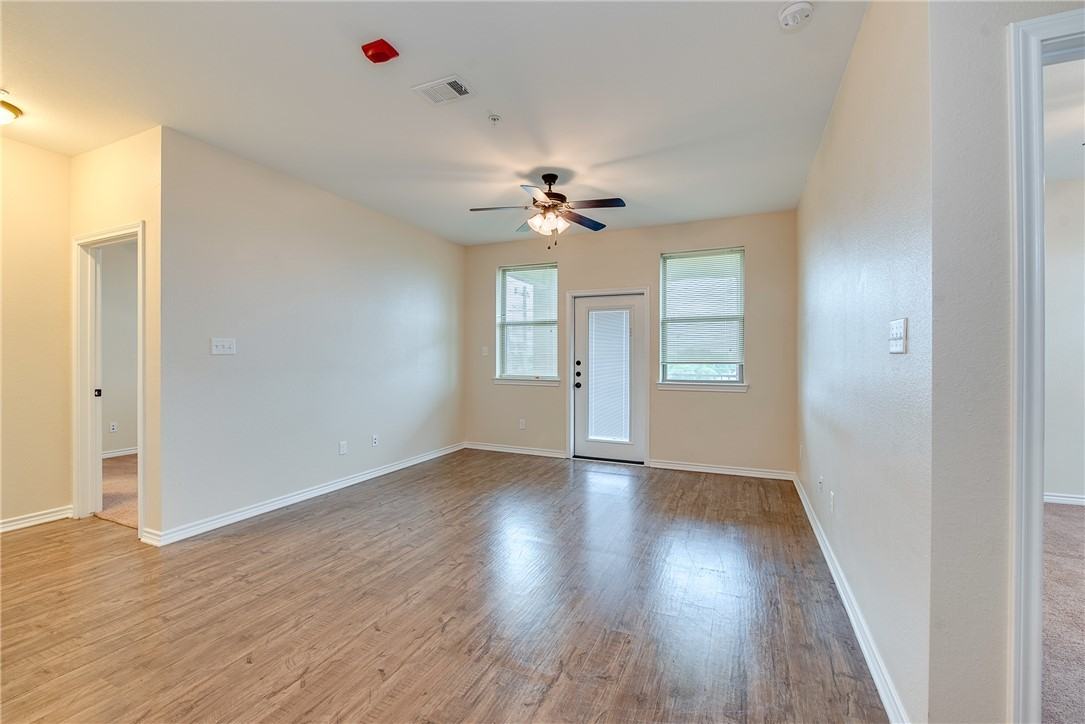 1915 Dartmouth St #1915-3018 - Photo 6 of 13