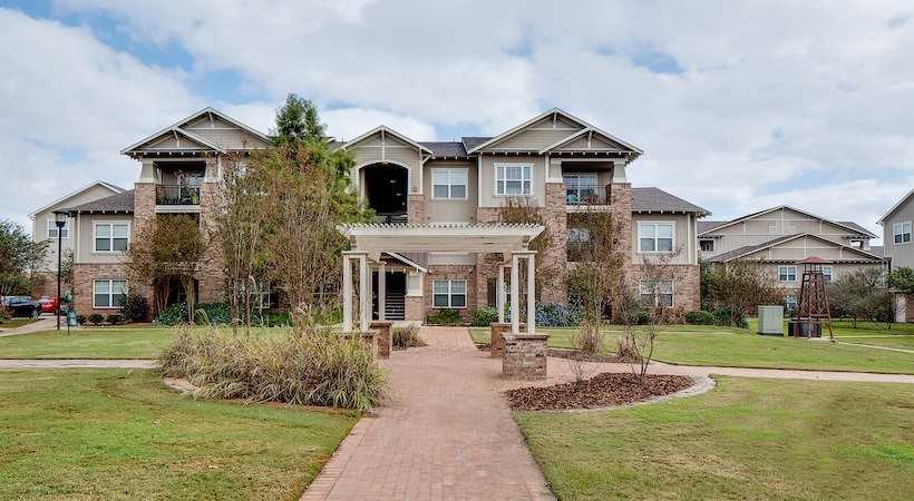 1725 Harvey Mitchell Pkwy S #1725-2321 - Photo 4 of 16