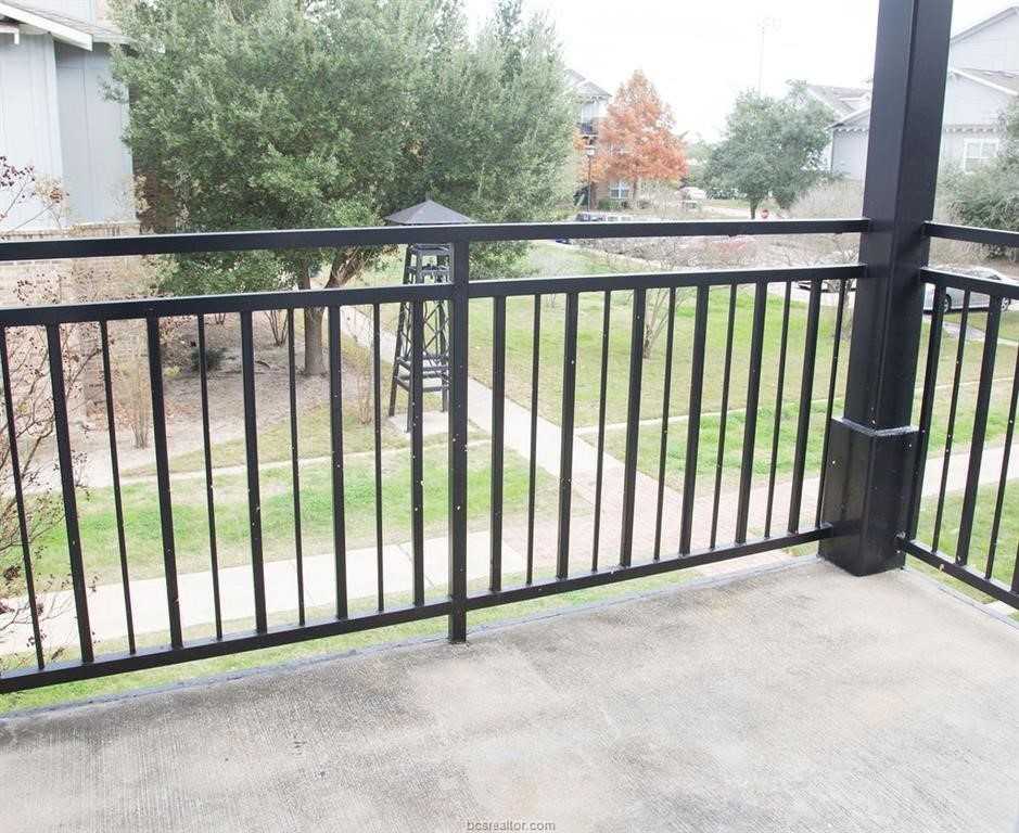 1725 Harvey Mitchell Pkwy S #1725-2321 - Photo 7 of 16