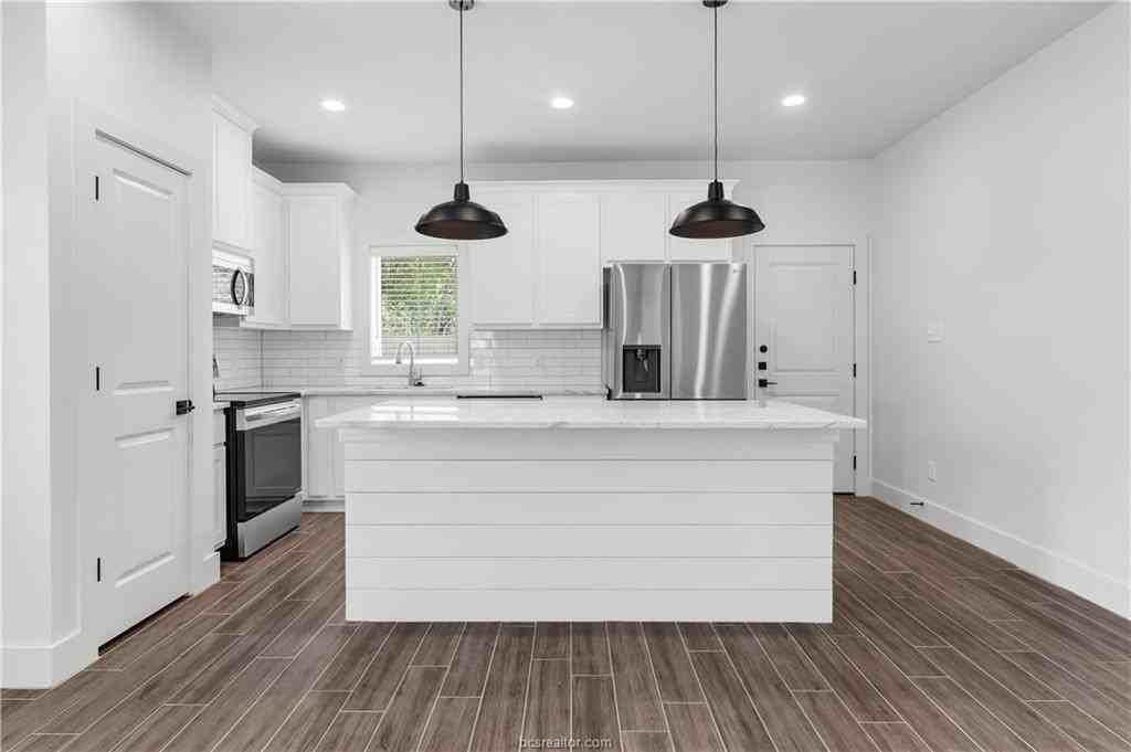 1412 Magnolia Dr #1412