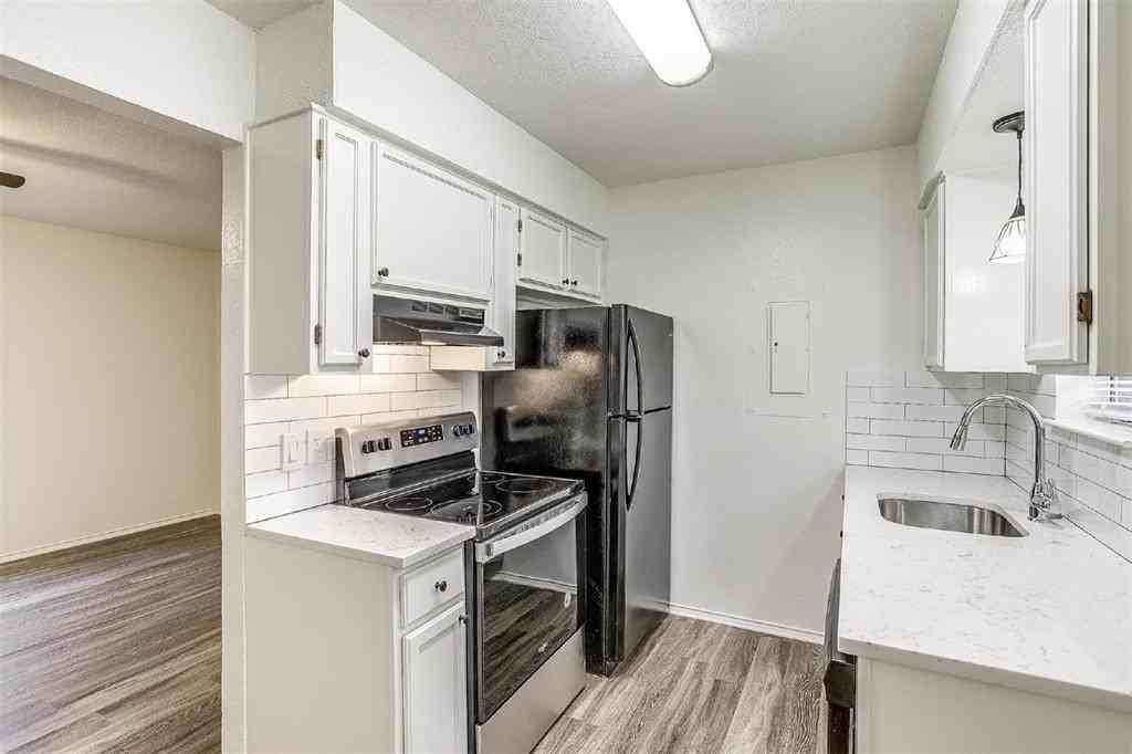 2226 Washington Ave #2226 - Photo 7 of 16