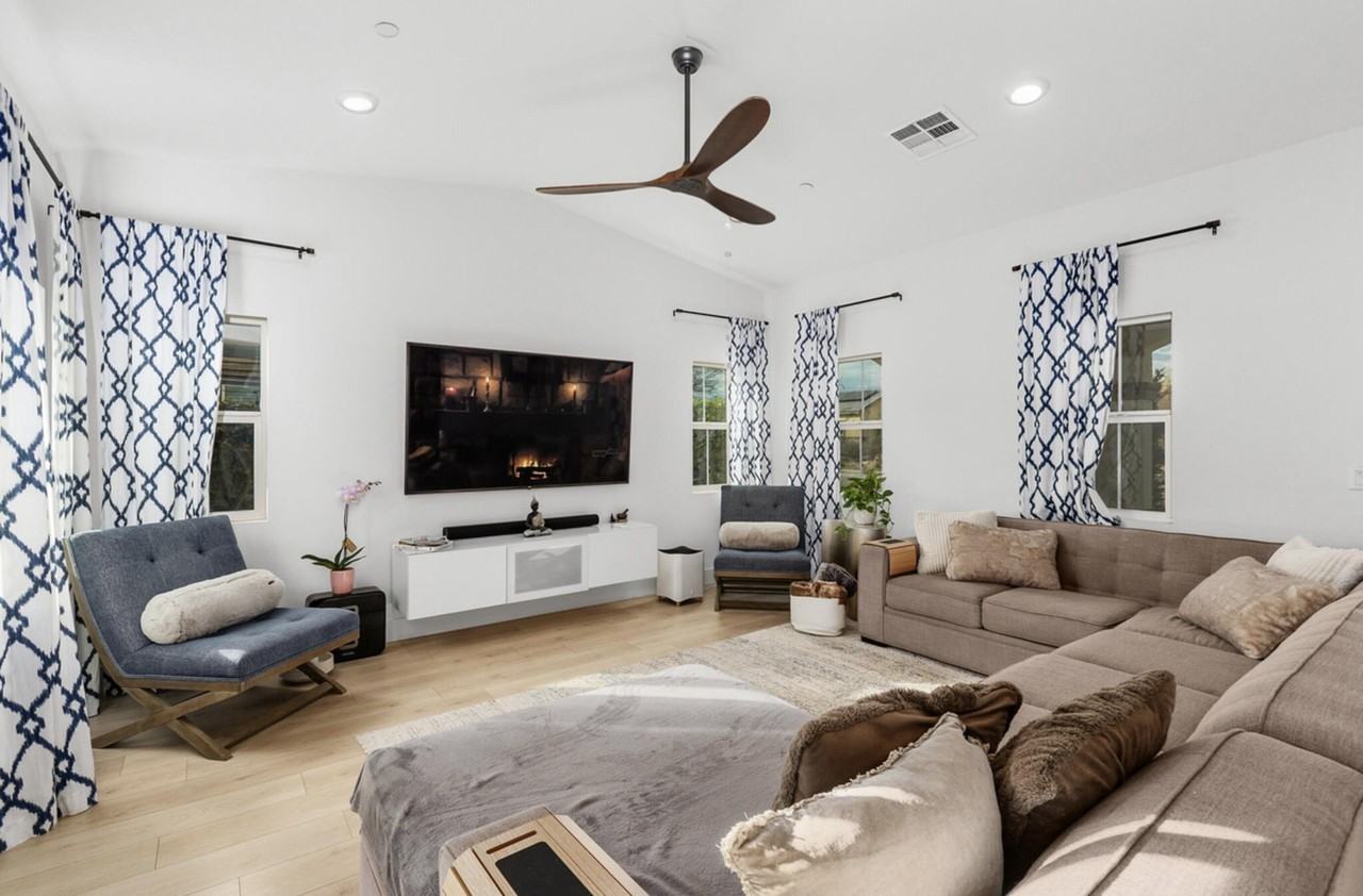 67505 Rio Naches Rd #67505 - Photo 2 of 17