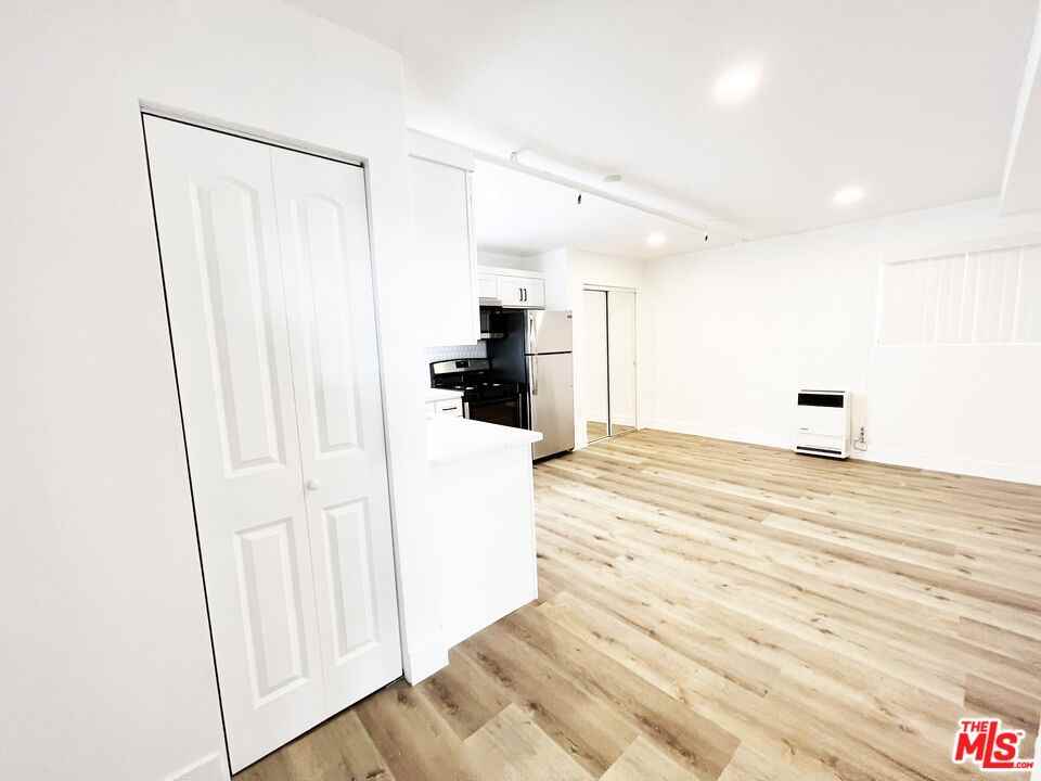 11430 Cedar Ave #114301A - Photo 6 of 16